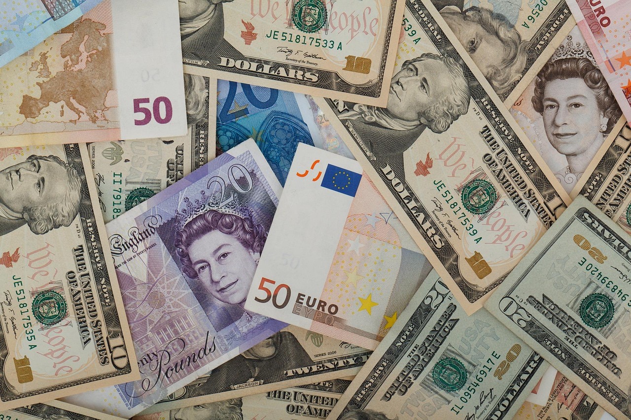 how to manage business cash flow 2026 - HourlyMail24